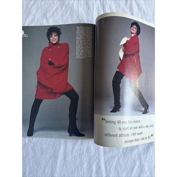 HARPER'S BAZAAR  AUGUST 1988 - Jacqueline Bisset, Liza Minelli - Picture 5 of 6